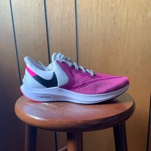 Nike Zoom Winflo 6 Running Shoe